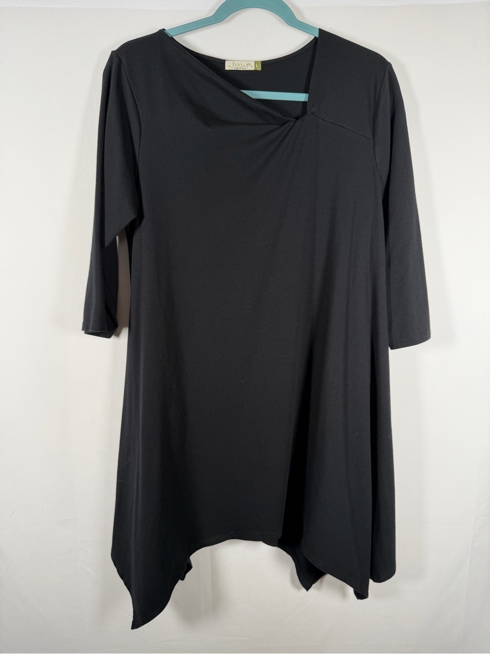 Chalet Black 3/4 Sleeve Asymmetrical Hem Blake Tunic Top